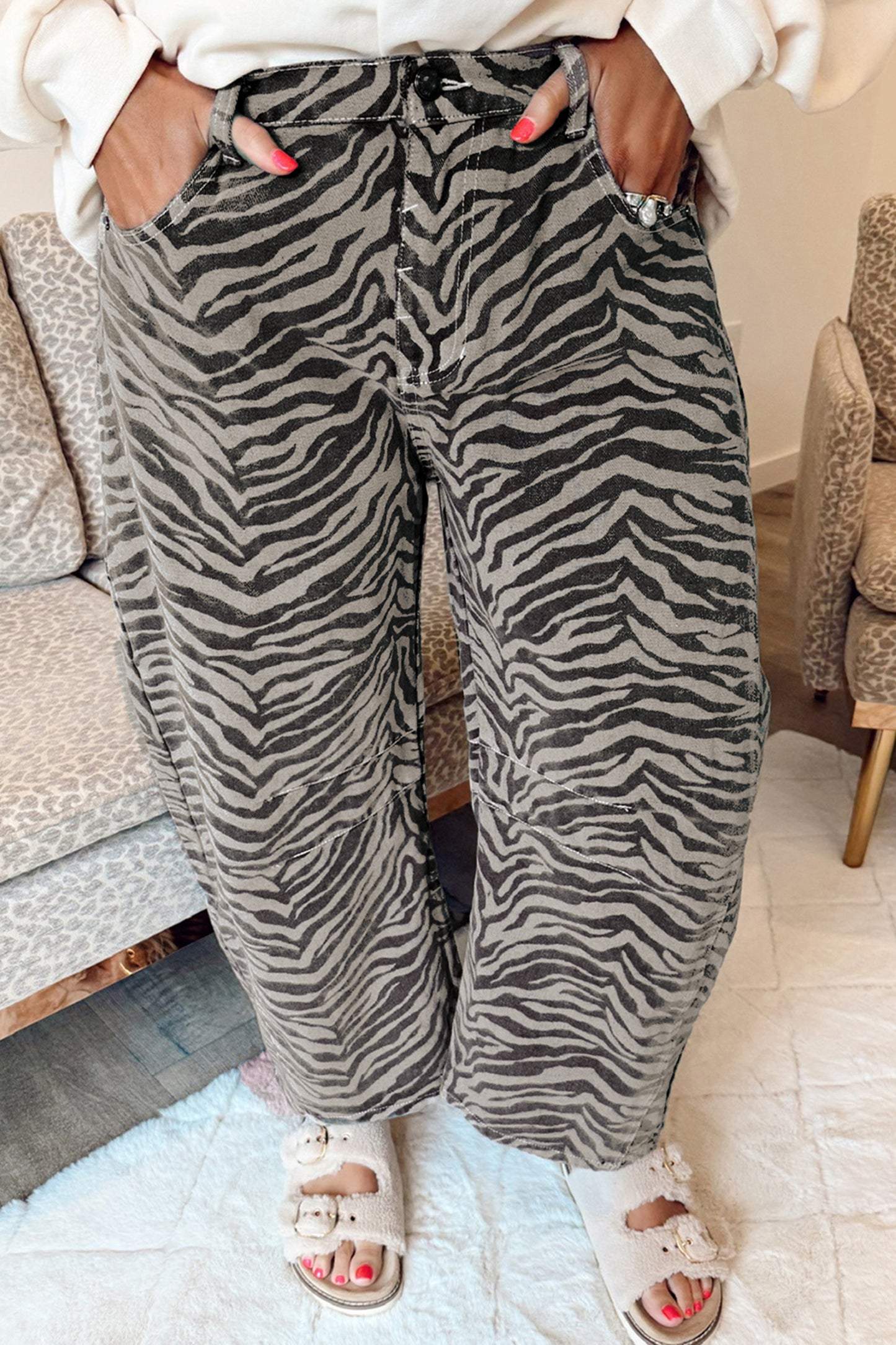 Can't Be Tamed Barrel Jeans