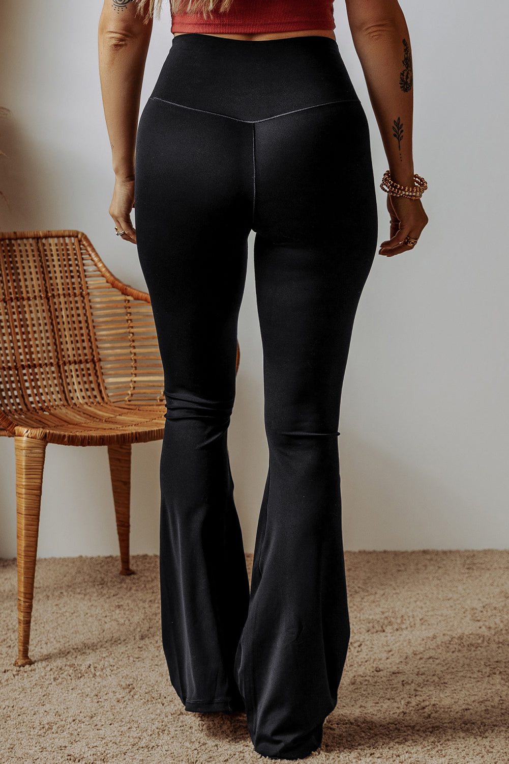 Fitness Girlie Viral Crossover Flare Yoga Pants